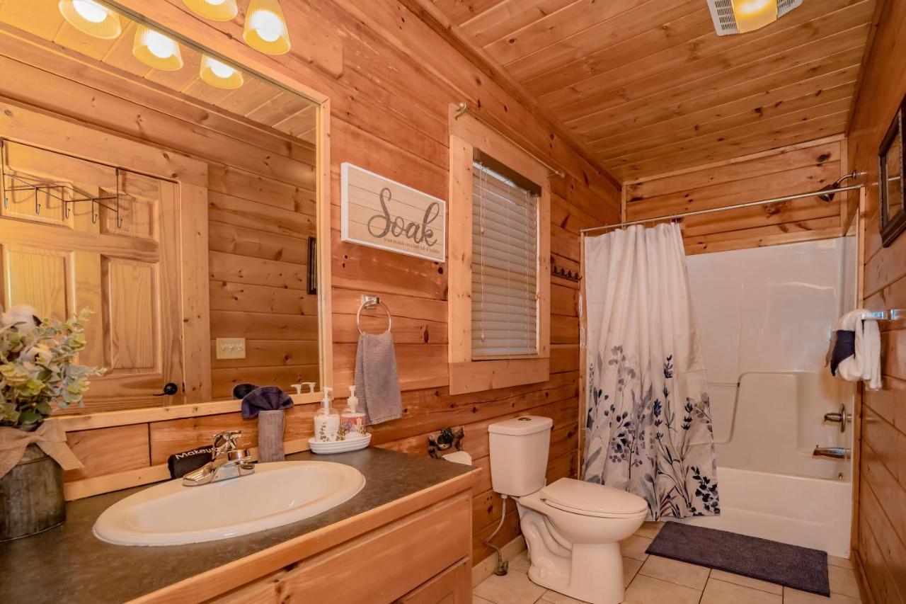 *Family Friendly Cabin Near Dollywood! Pigeon Forge Bagian luar foto